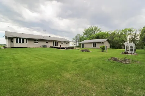 1320 9th Avenue NE Thompson ND 58278