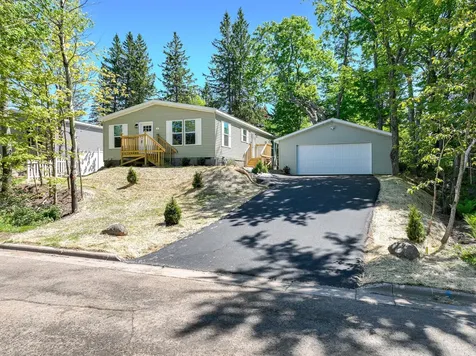 306 W Palm Street Duluth MN 55811