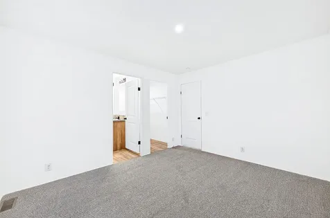 306 W Palm Street Duluth MN 55811