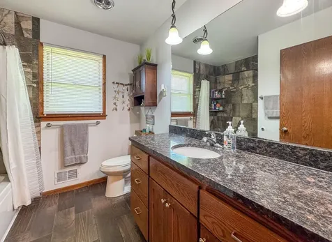 307 Hilltop Drive Goodhue MN 55027