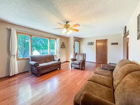 307 Hilltop Drive Goodhue MN 55027
