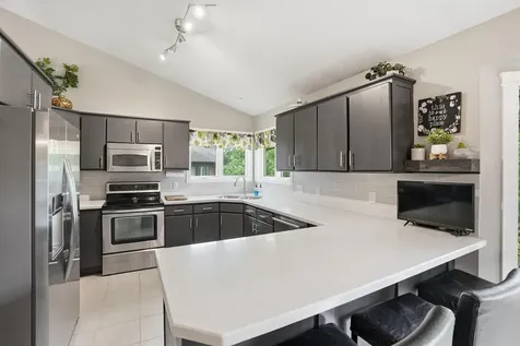 2100 Edinbrook Court Brooklyn Park MN 55443