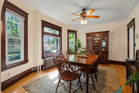 922 Armstrong Avenue Saint Paul MN 55102