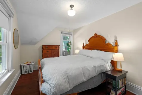 922 Armstrong Avenue Saint Paul MN 55102