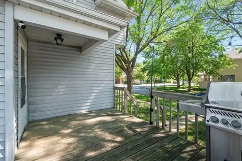 922 Armstrong Avenue Saint Paul MN 55102