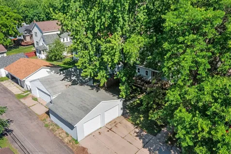 922 Armstrong Avenue Saint Paul MN 55102