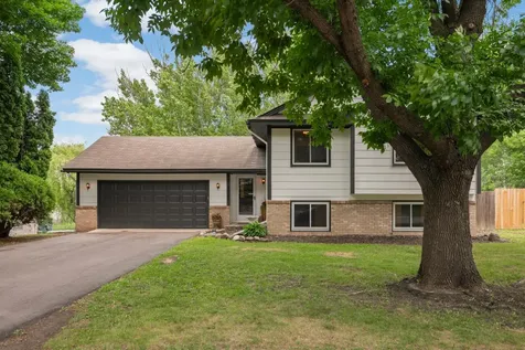 8900 Rosewood Lane N Maple Grove MN 55369