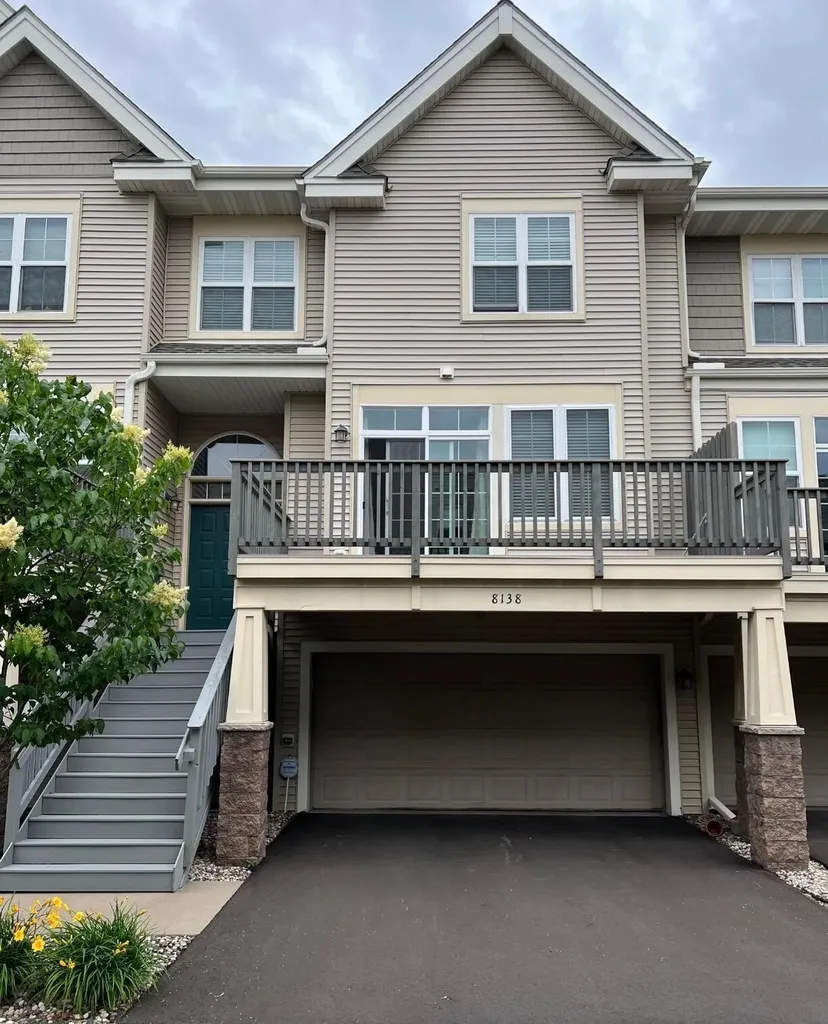 8138 Oakview Circle N Maple Grove MN 55369