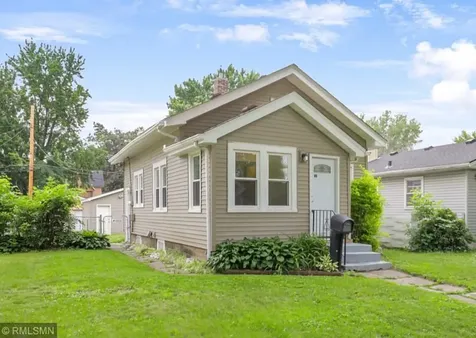 1868 Hawthorne Avenue E Saint Paul MN 55119