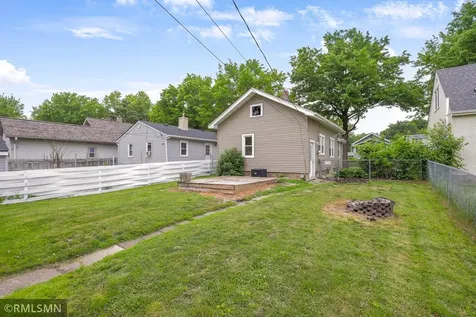 1868 Hawthorne Avenue E Saint Paul MN 55119