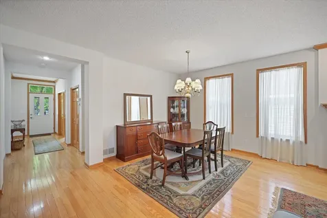 15152 Dundee Avenue Apple Valley MN 55124