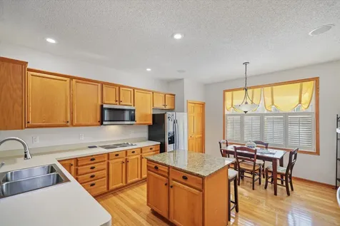 15152 Dundee Avenue Apple Valley MN 55124