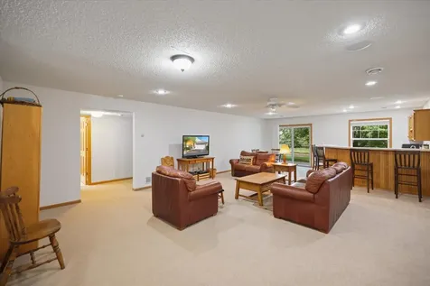 15152 Dundee Avenue Apple Valley MN 55124