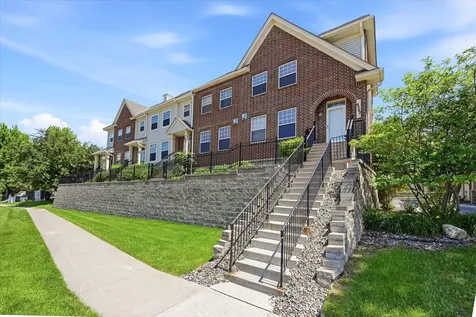 8262 Labont Way Eden Prairie MN 55344