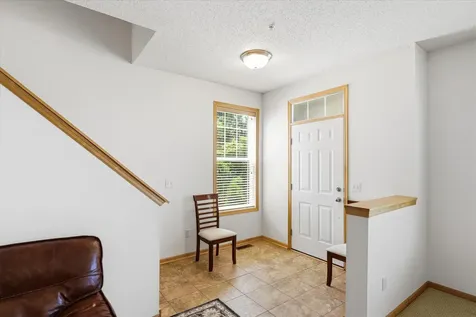 8262 Labont Way Eden Prairie MN 55344