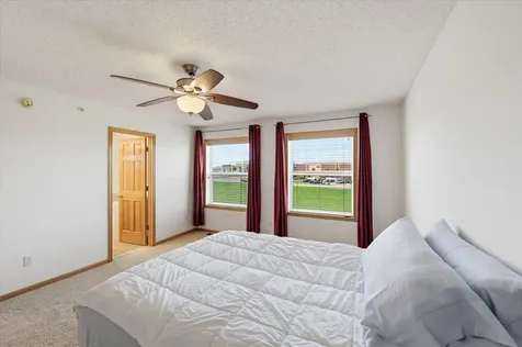 8262 Labont Way Eden Prairie MN 55344