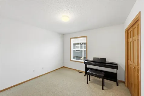 8262 Labont Way Eden Prairie MN 55344