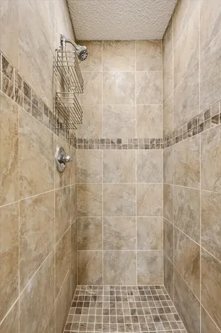 8262 Labont Way Eden Prairie MN 55344