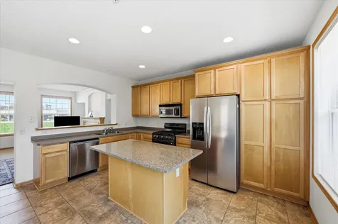 8262 Labont Way Eden Prairie MN 55344