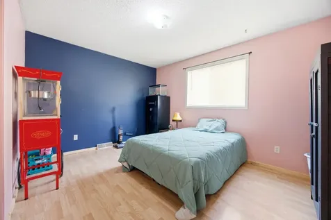 3513 41st Avenue S Fargo ND 58104