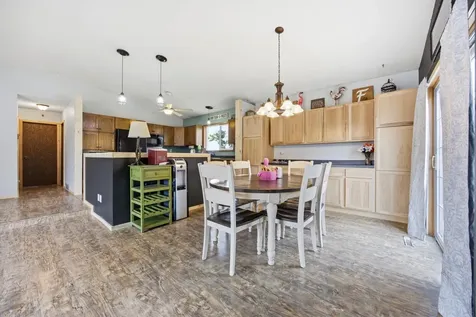 3513 41st Avenue S Fargo ND 58104