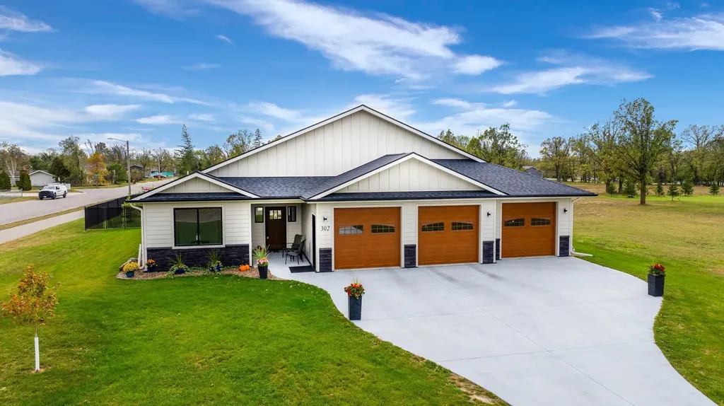302 Shortcut Lane SW Bemidji MN 56601