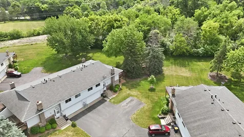 1411 Oak Leaf Lane Burnsville MN 55337