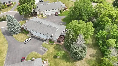 1411 Oak Leaf Lane Burnsville MN 55337