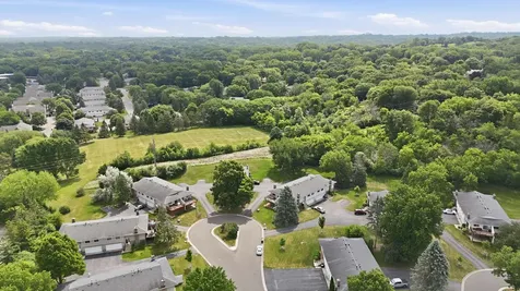 1411 Oak Leaf Lane Burnsville MN 55337