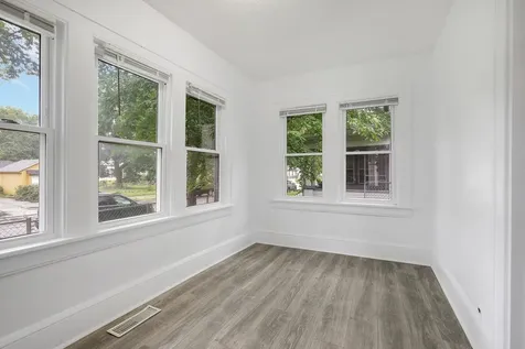 1815 25th Avenue N Minneapolis MN 55411