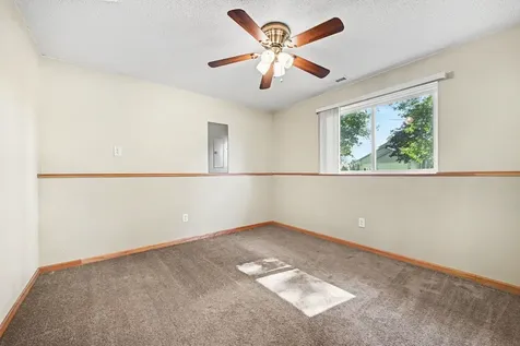 9674 Hale Avenue S Cottage Grove MN 55016