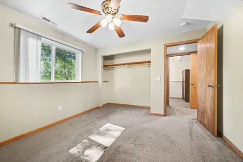 9674 Hale Avenue S Cottage Grove MN 55016