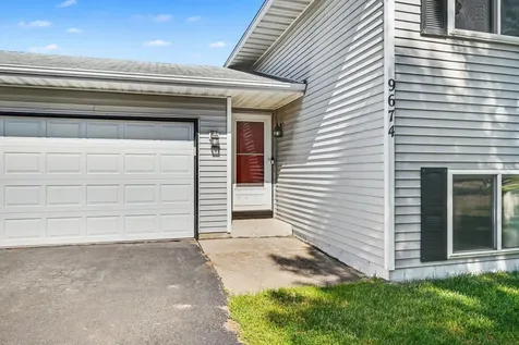 9674 Hale Avenue S Cottage Grove MN 55016