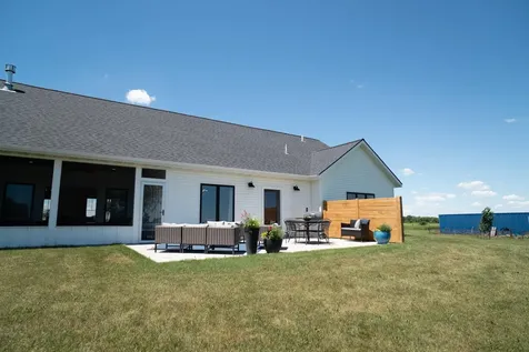 10319 30 Highway SW Hayfield MN 55940