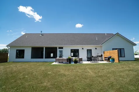10319 30 Highway SW Hayfield MN 55940