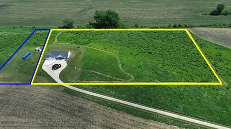 10319 30 Highway SW Hayfield MN 55940