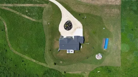 10319 30 Highway SW Hayfield MN 55940