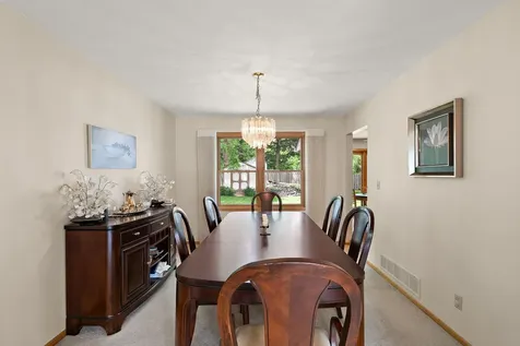 1265 Belmont Lane W Roseville MN 55113