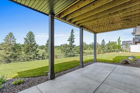 105 Spring Farm Road North Oaks MN 55127