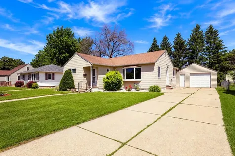 2007 2nd Avenue SE Austin MN 55912