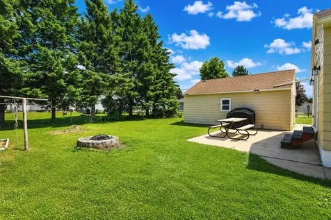 2007 2nd Avenue SE Austin MN 55912