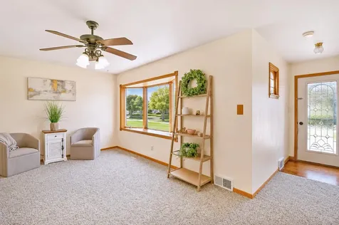 2007 2nd Avenue SE Austin MN 55912