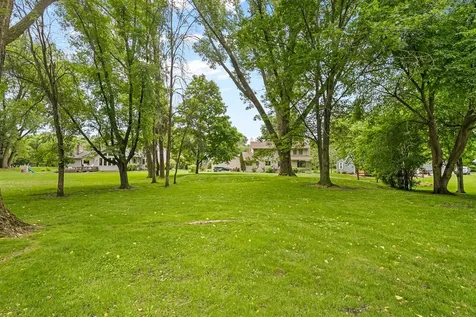 14711 Woodruff Road Wayzata MN 55391