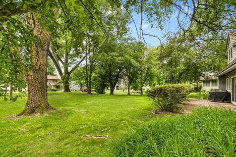14711 Woodruff Road Wayzata MN 55391