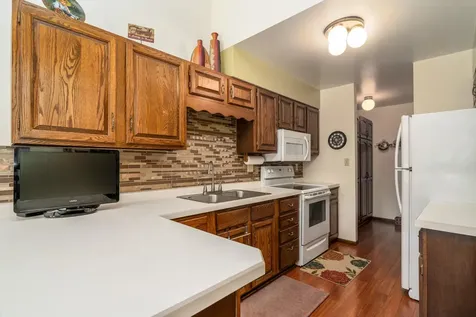 601 4th Avenue NE Crookston MN 56716