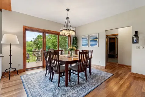 1941 Paris Bay N Stillwater MN 55082