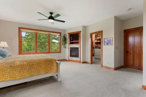 1941 Paris Bay N Stillwater MN 55082