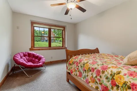 1941 Paris Bay N Stillwater MN 55082