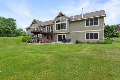 1941 Paris Bay N Stillwater MN 55082