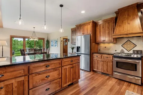 1941 Paris Bay N Stillwater MN 55082